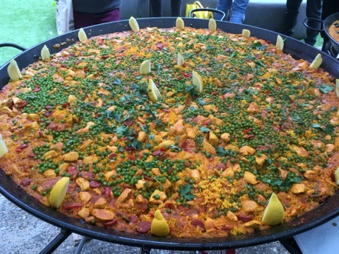 Big Pans People chicken and chorizo paella with garden peas and lemon